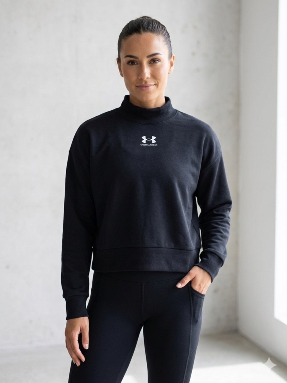 Under Armour Black Mock Neck Pullover Sweatshirt Long Sleeve Size Medium